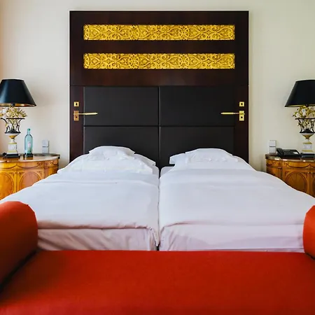 Relais & Chateaux Buelow Palais-2