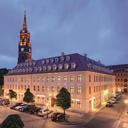 Relais & Chateaux Buelow Palais-3