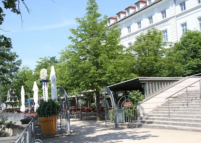 Hotel am Waldschlösschen - Das Original