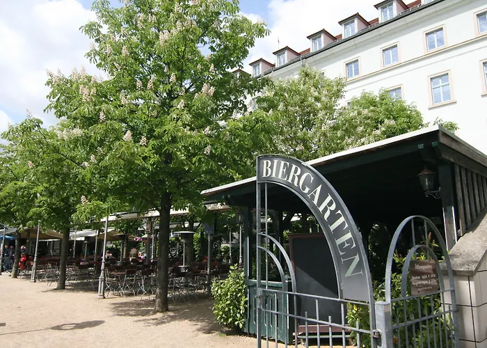 Hotel am Waldschlösschen - Das Original